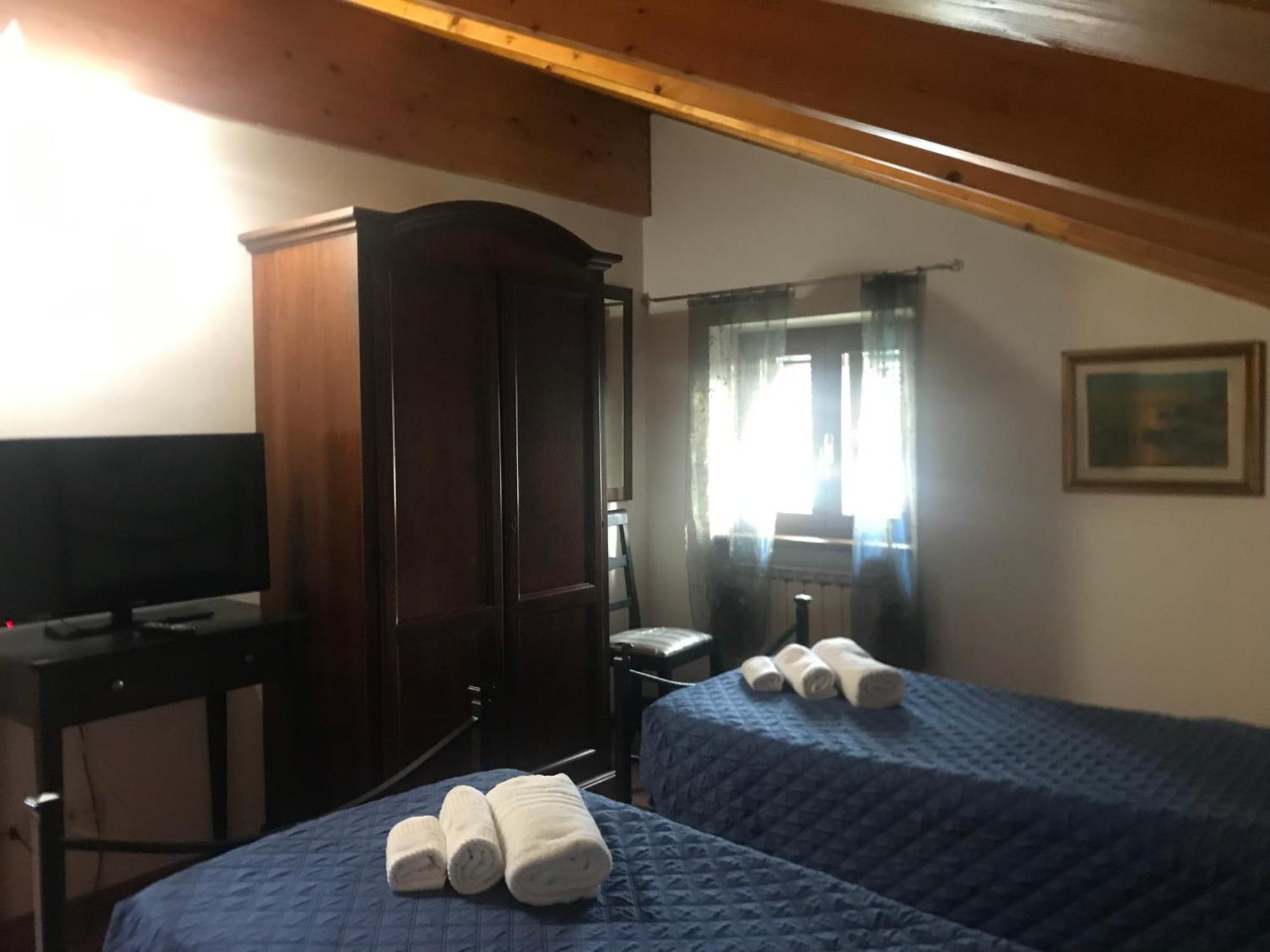 Hotel Il Vecchio Noce Brugnato Esterno foto